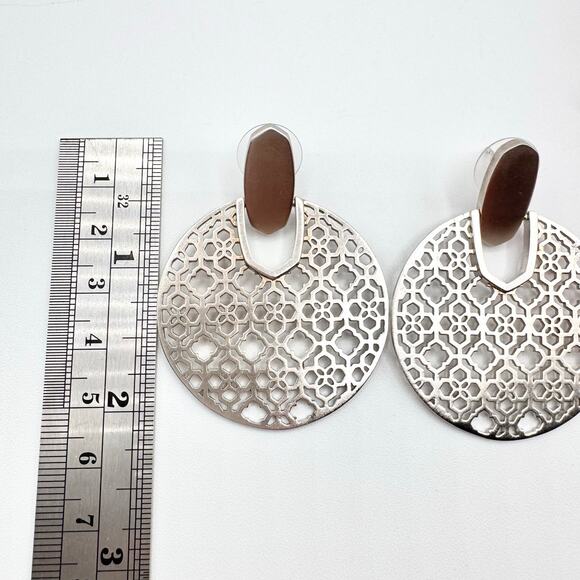 Kendra Scott Didi Silver Tone Earring Lattice Statement Moroccan Inspired Big - Picture 7 of 10